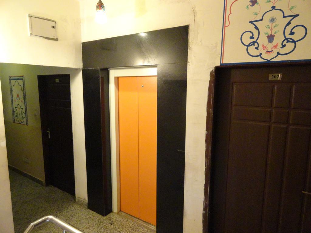 Hotel Miraya Τζαϊπούρ Εξωτερικό φωτογραφία